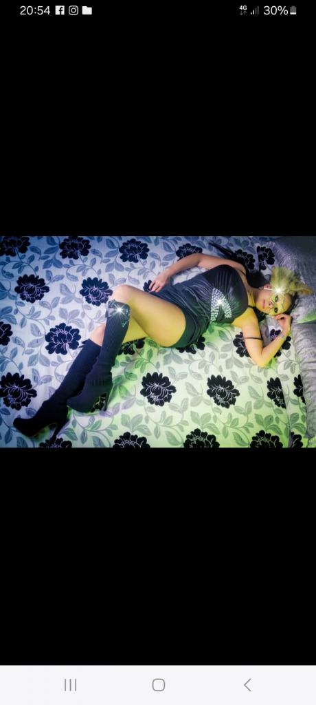 Chica busca chico en Alicante: 