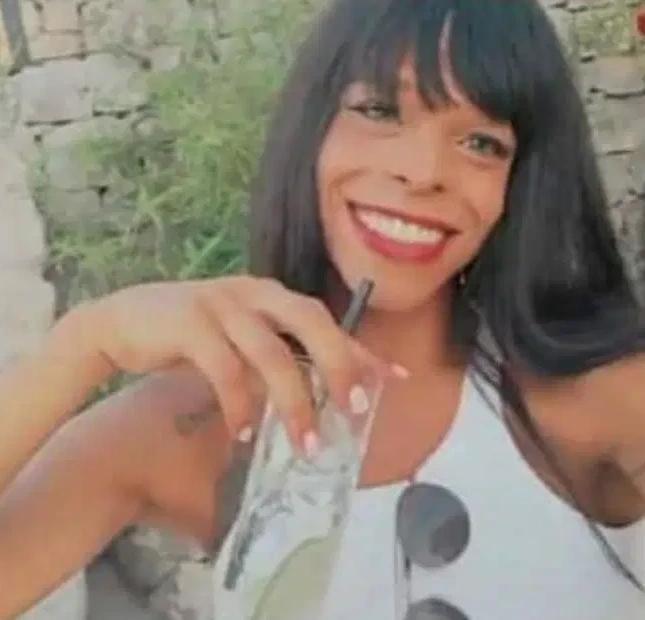 677813578: Transexual en Alicante