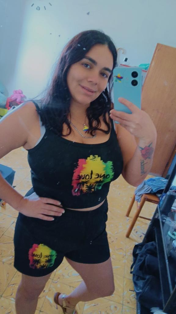 Chica busca chico en Tenerife: 