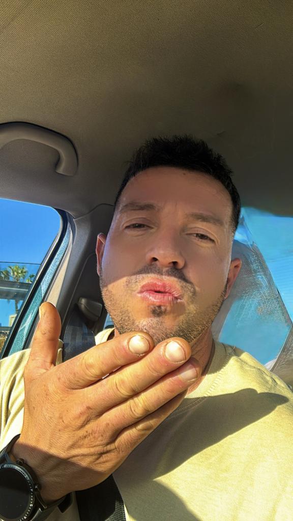 655537172: Chico busca chica en Málaga