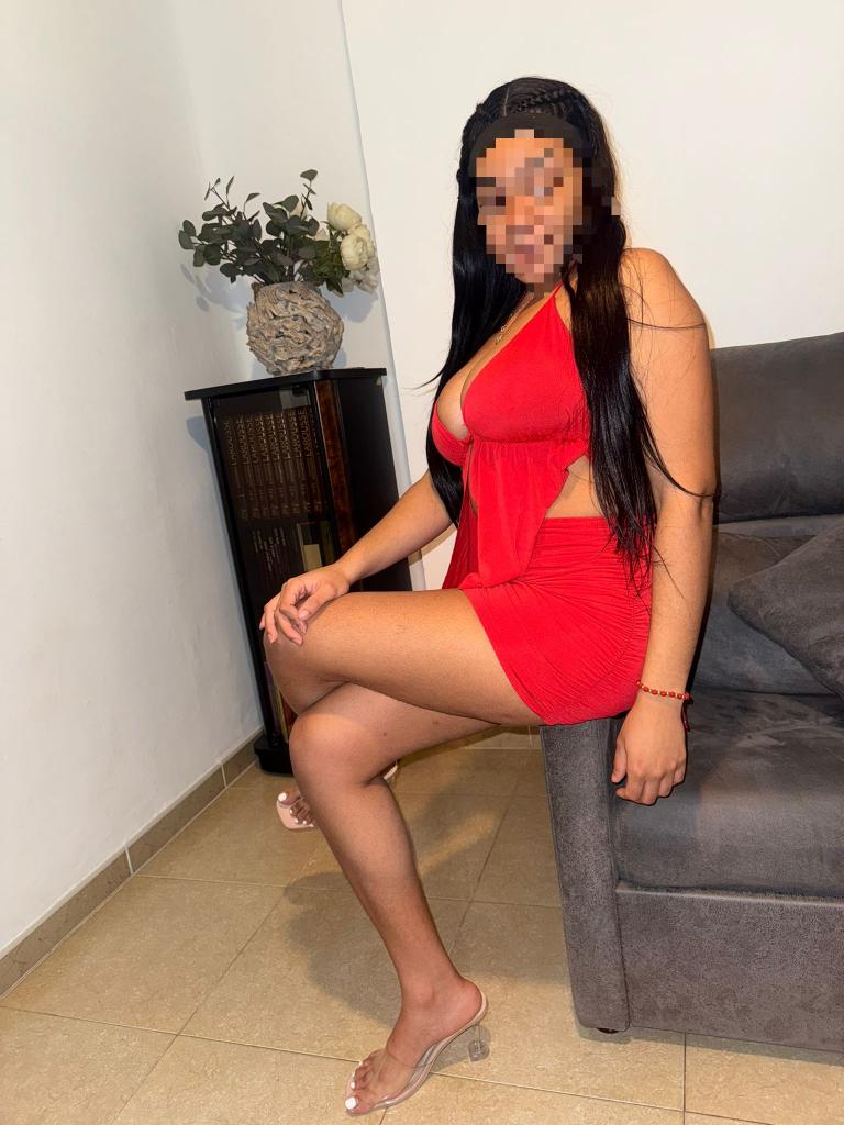 611570054: Chica busca chico en Alicante