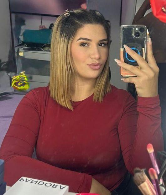 634895728: Chica busca chico en Málaga