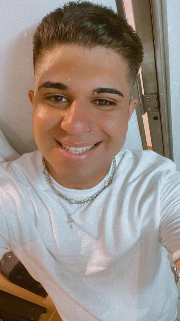 Chico busca chica en Lugo: 