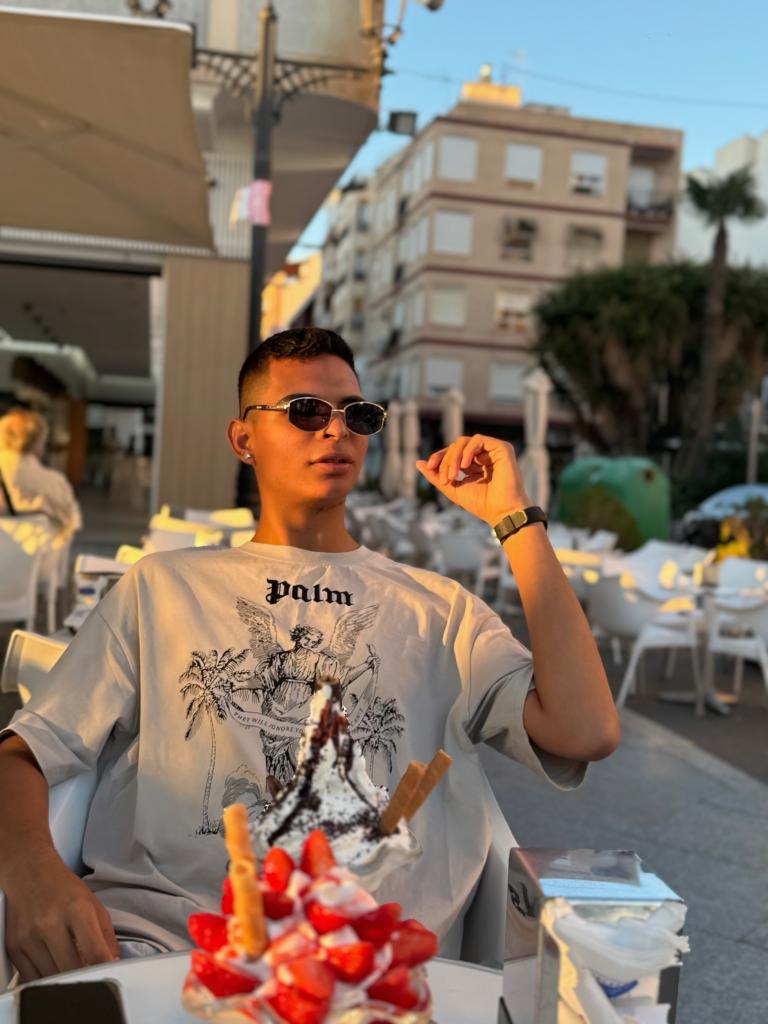 603479799: Chico busca chica en Valencia