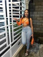 672528885: Chica busca chico en León