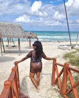 699284960: Chica busca chico en Barcelona