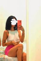 637006945: Chica busca chico en Madrid