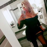 671477578: Chica busca chico en Madrid