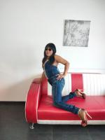 664641677: Chica busca chico en Granada