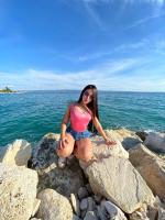 613582971: Chica busca chico en Málaga