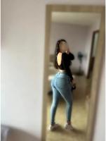 643934920: Chica busca chico en Sevilla