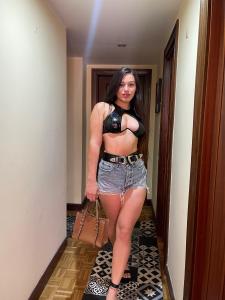 613909177: Chica busca chico en Pontevedra