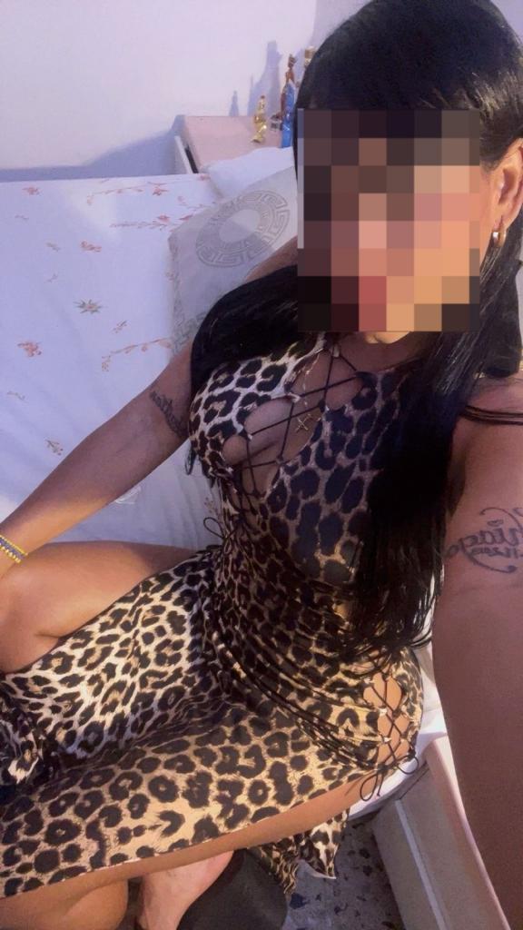 Chica busca chico en Ibiza: 