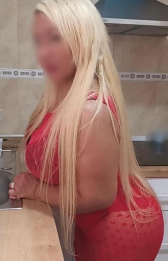 Chica busca chico en Cádiz: 