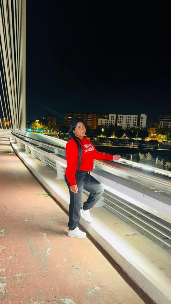 Chica busca chico en Sevilla: 