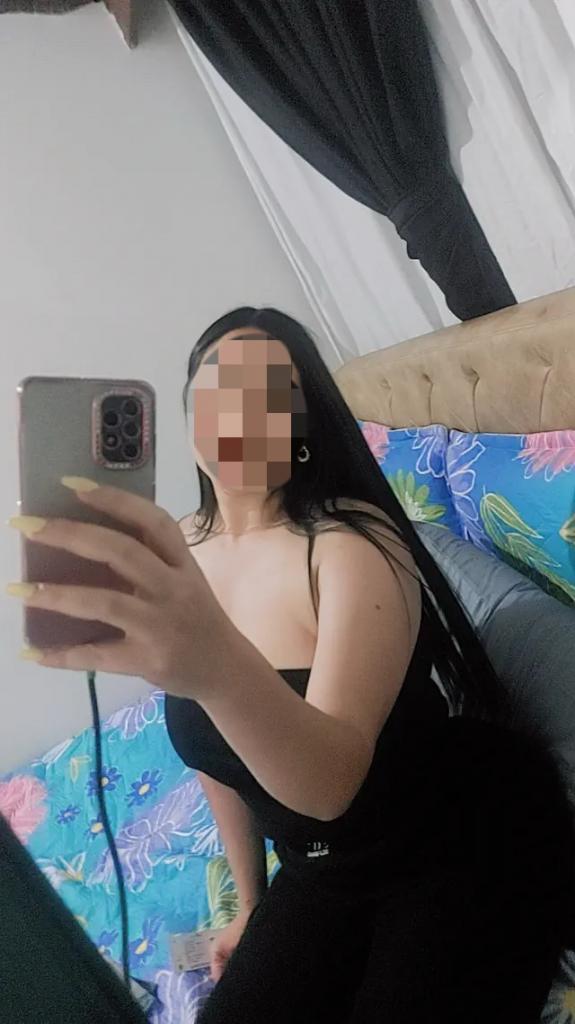 611322897: Chica busca chico en Lérida