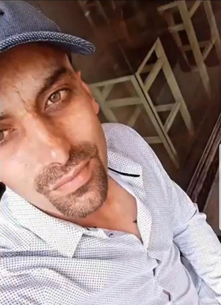 643360294: Chico busca chica en Cantabria