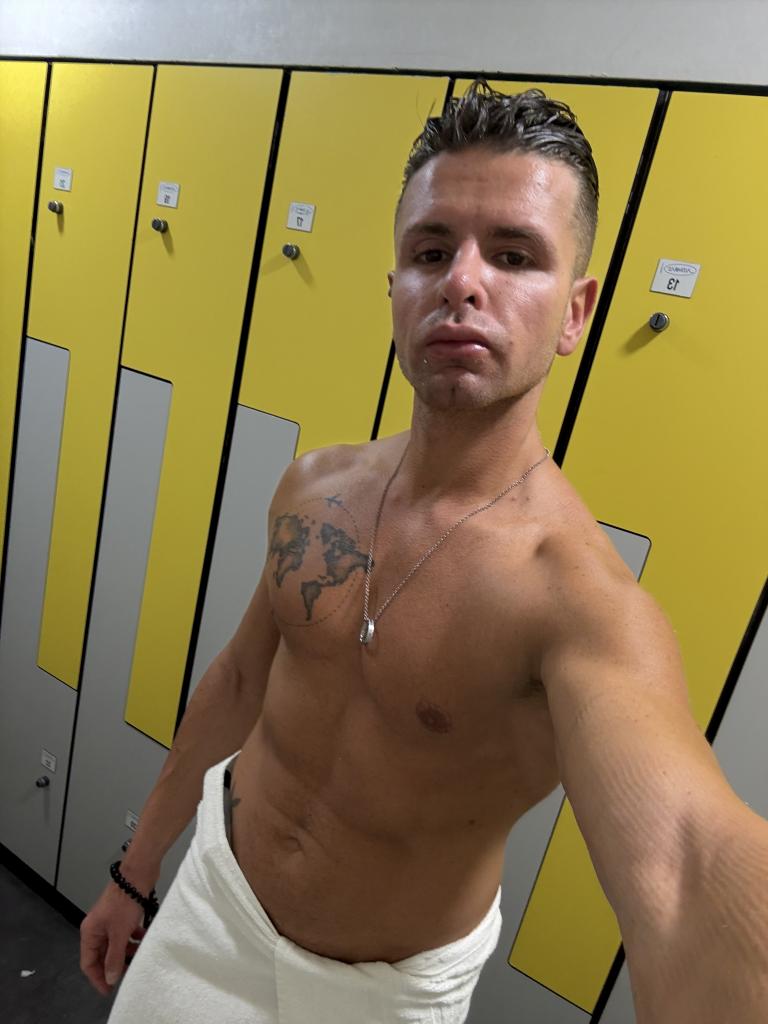 667620982: Chico busca chica en Barcelona