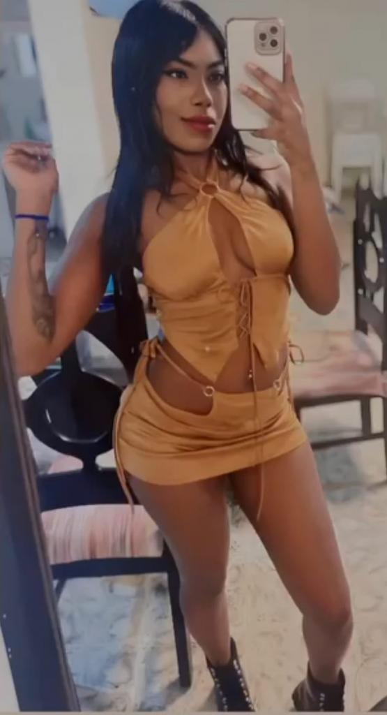 646441884: Chica busca chico en Granada