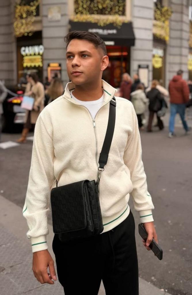 Chico busca chica en Murcia: 