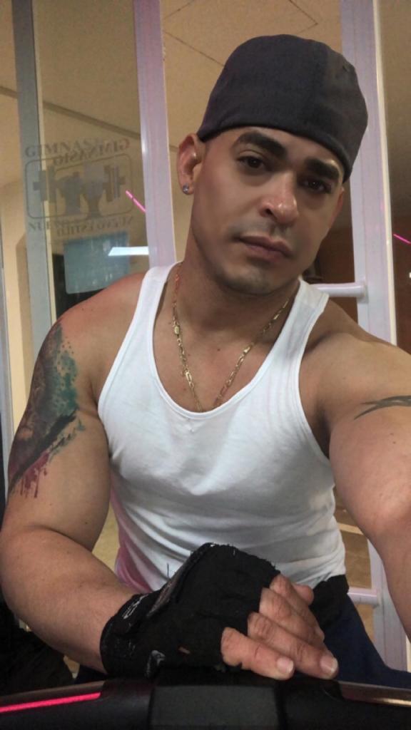 Chico busca chica en Málaga: 