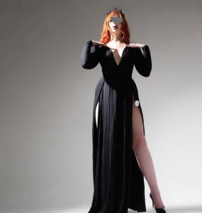 613686851: Chica busca chico en Sevilla