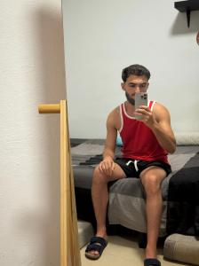 614473358: Chico busca chica en Madrid