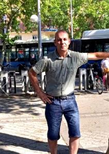 631296756: Chico busca chica en Ibiza