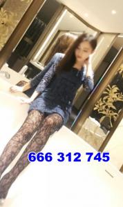 666312745: Chica busca chico en Gerona