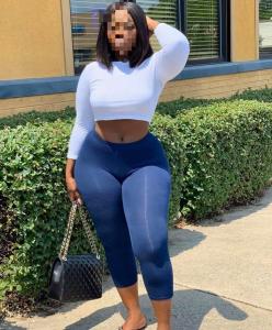 672880436: Chica busca chico en Tarragona