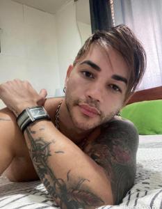 637388716: Chico busca chica en Valencia