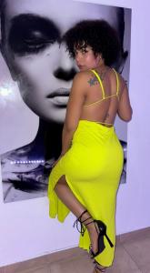 688394537: Chica busca chico en Madrid