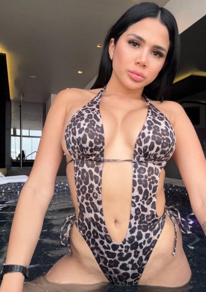 Chica busca chico en Orense: 