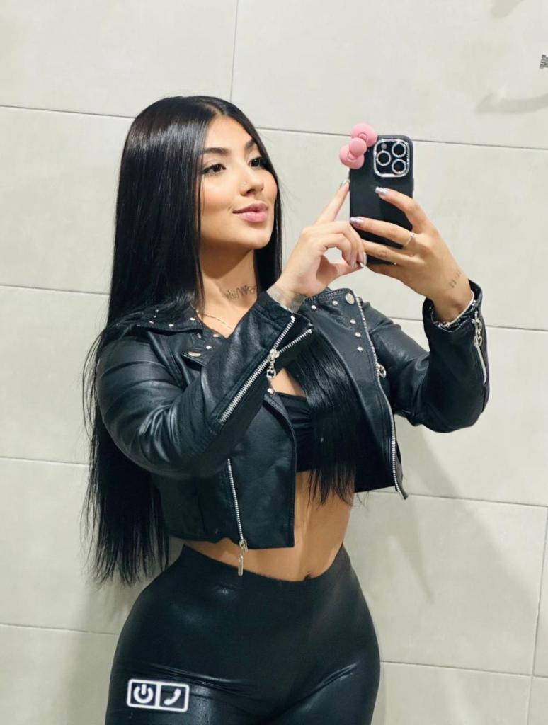 Chica busca chico en Cádiz: 