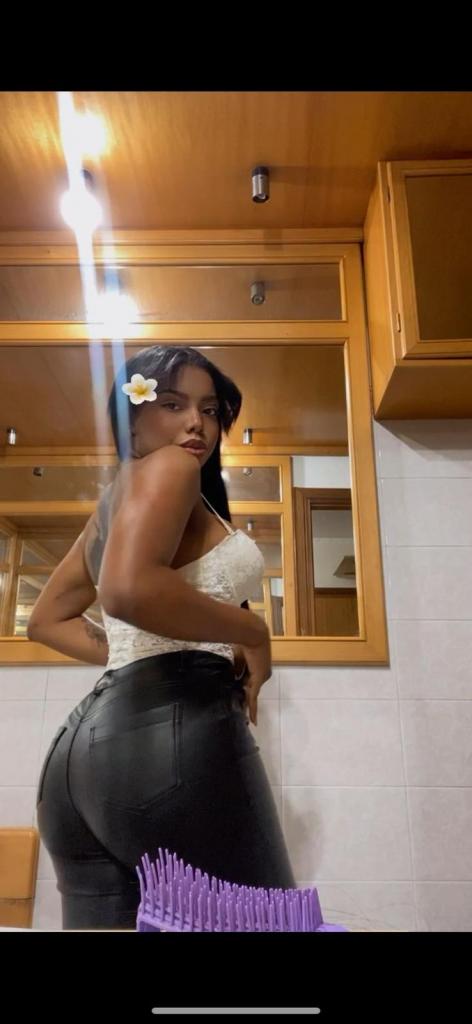 620421959: Chica busca chico en Lérida