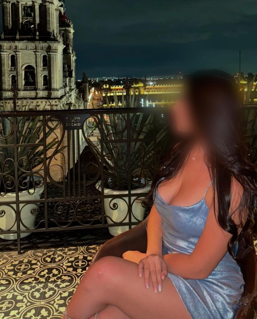 651706351: Chica busca chico en Murcia