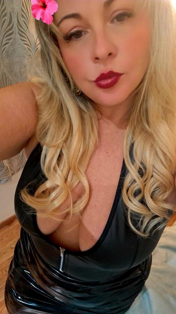 671633983: Chica busca chico en Cádiz