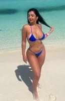 643457305: Chica busca chico en Mallorca