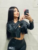 613582337: Chica busca chico en Cádiz