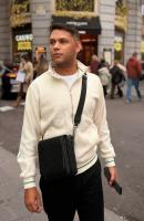 667538447: Chico busca chica en Murcia