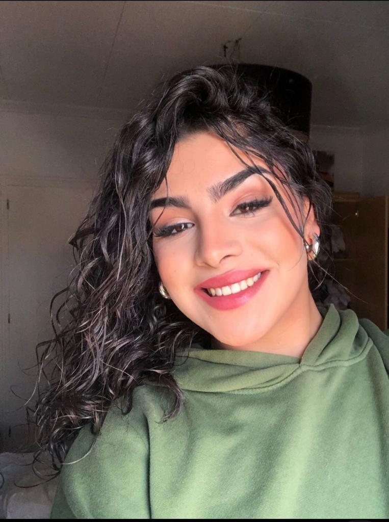 612224355: Chica busca chico en Alicante