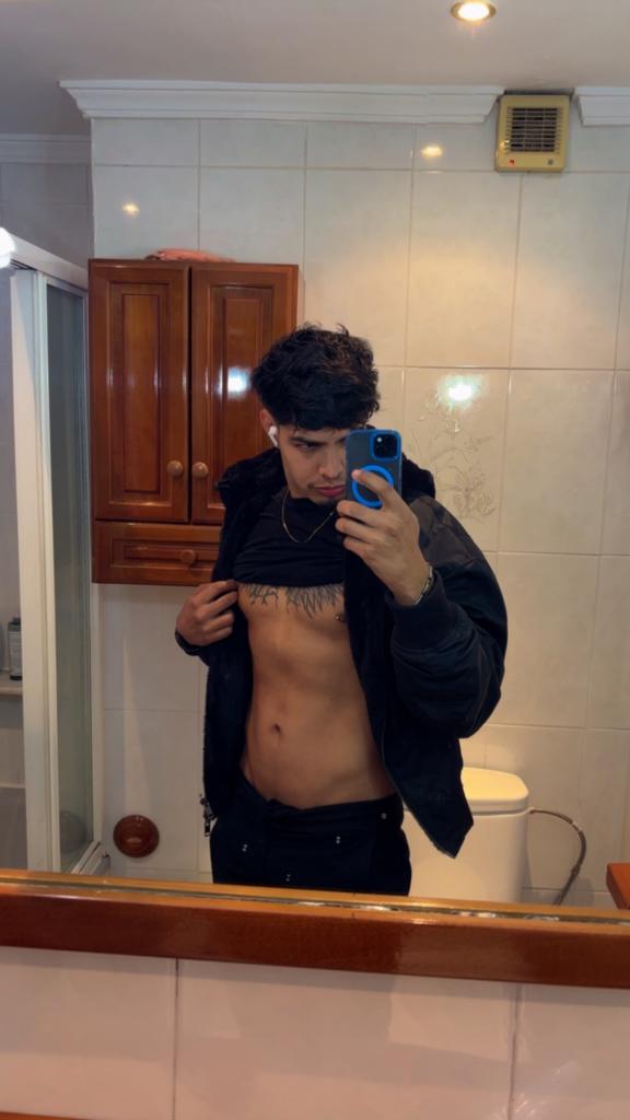 617950806: Chico busca chica en Granada