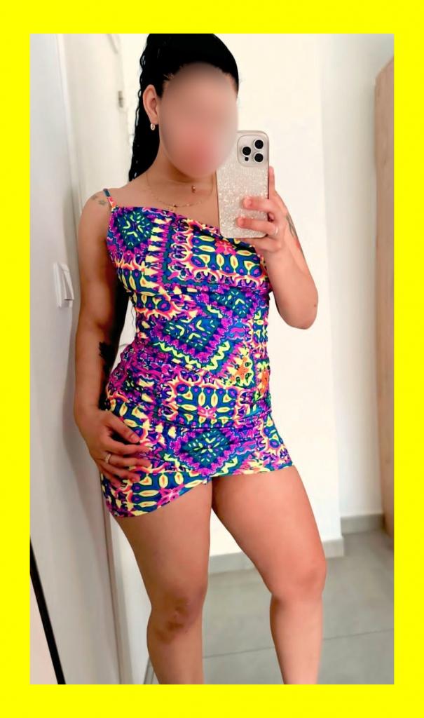 672068077: Chica busca chico en Alicante