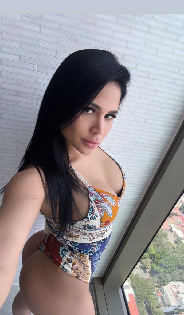 Chica busca chico en Orense: 