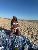 658287236: Chica busca chico en Sevilla