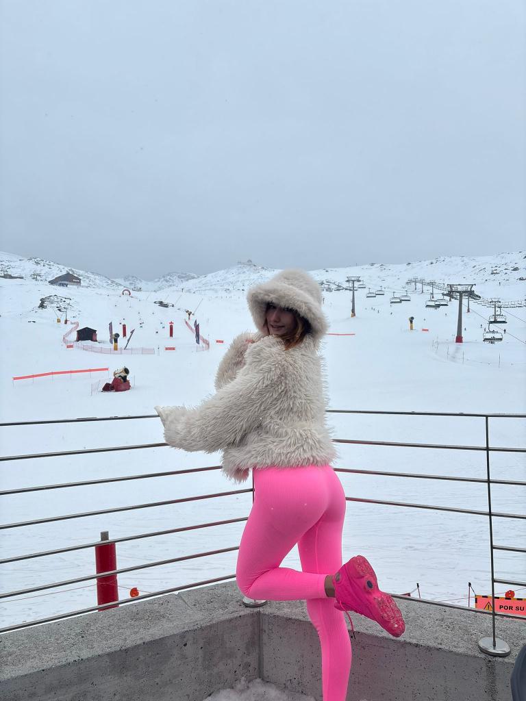 Chica busca chico en Granada: 