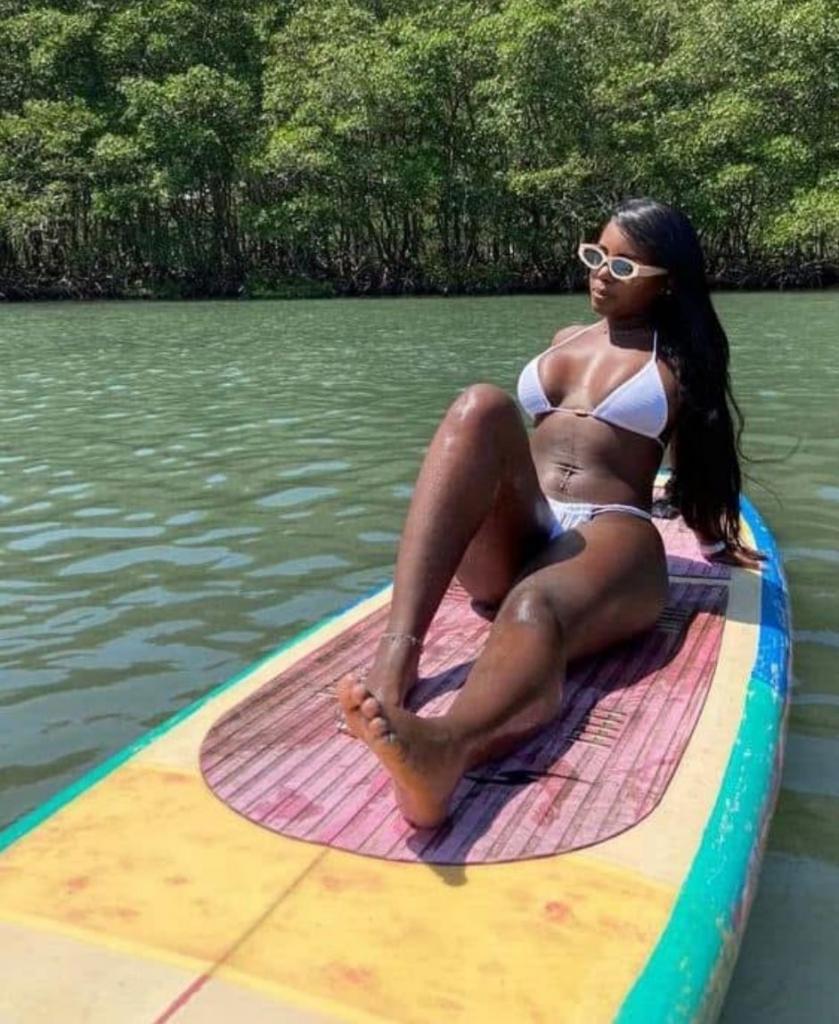 Chica busca chico en Almería: 