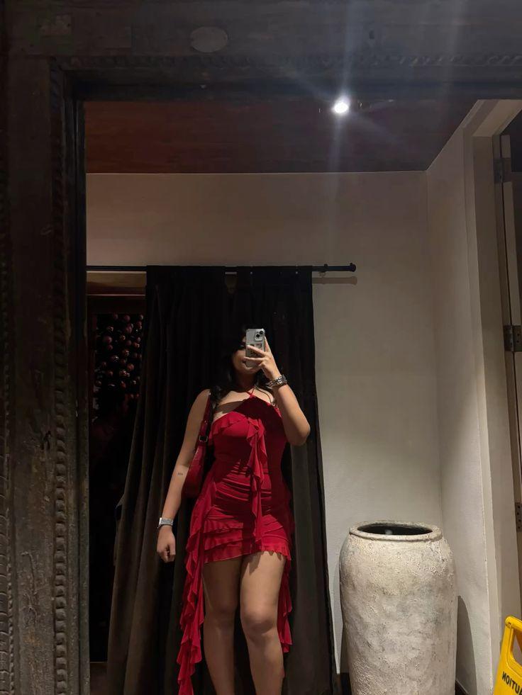 Chica busca chico en Cádiz: 