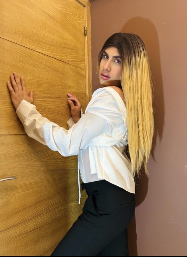 614779098: Transexual en Ciudad Real